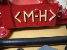 M-H-Vise-001.jpg